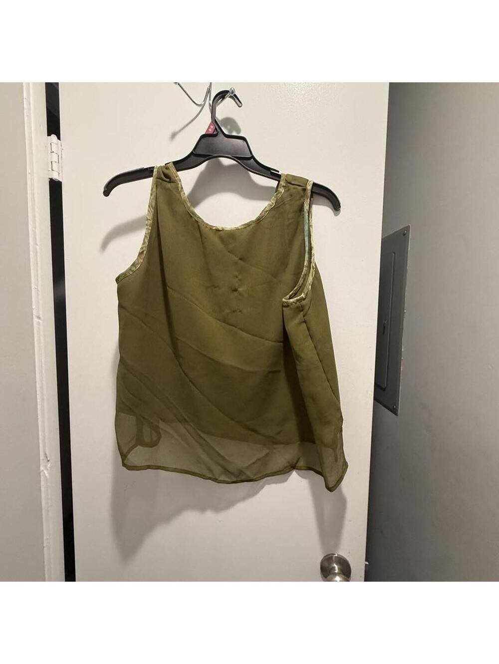 Unbranded Women's Multi and Green Blous - Picture 3 of 8